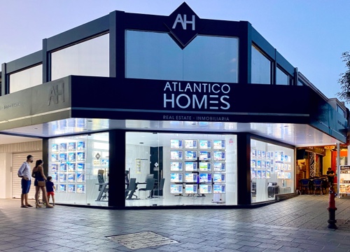 Exterior of Atlantico Homes offices, located in Puerto del Carmen, Lanzarote